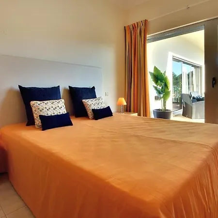 ヴィラ Sleeps 8 Pool Air Con Wifi
